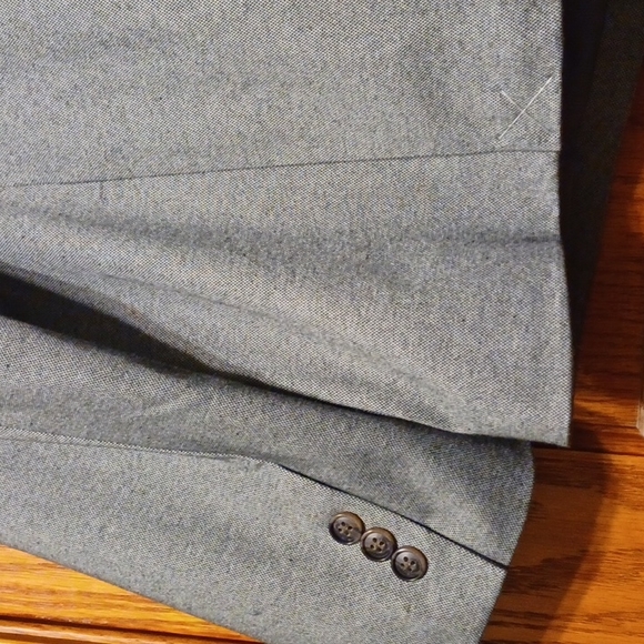 Amazon Essentials Men's Standard Knit Sport Coat - Light Grey Heather - Picture 10 of 16